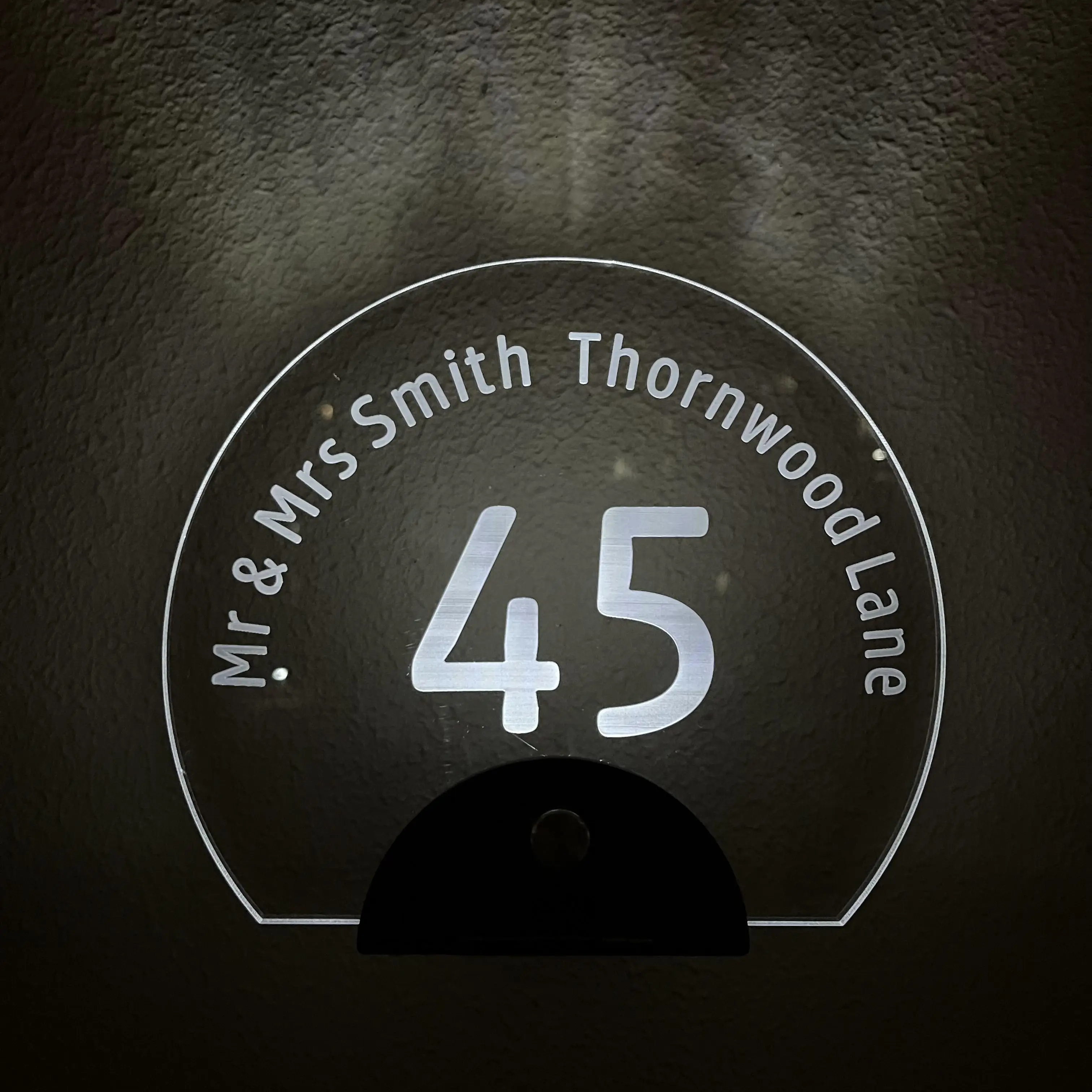 Personalized Acrylic Door Sign – Transparent Laser Engraved LED Light, Custom Text, Oval/Round/Rectangle Design