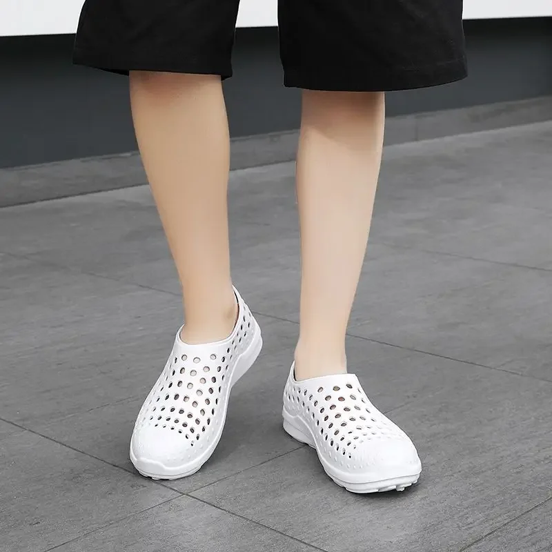 

Пляжные мужские сандалии с закрытым носком и отверстием, повседневная открытая покупка, новое поступление, оптовая продажа, босиком, повседневное использование в продаже, роскошная мужская обувь 2025 H