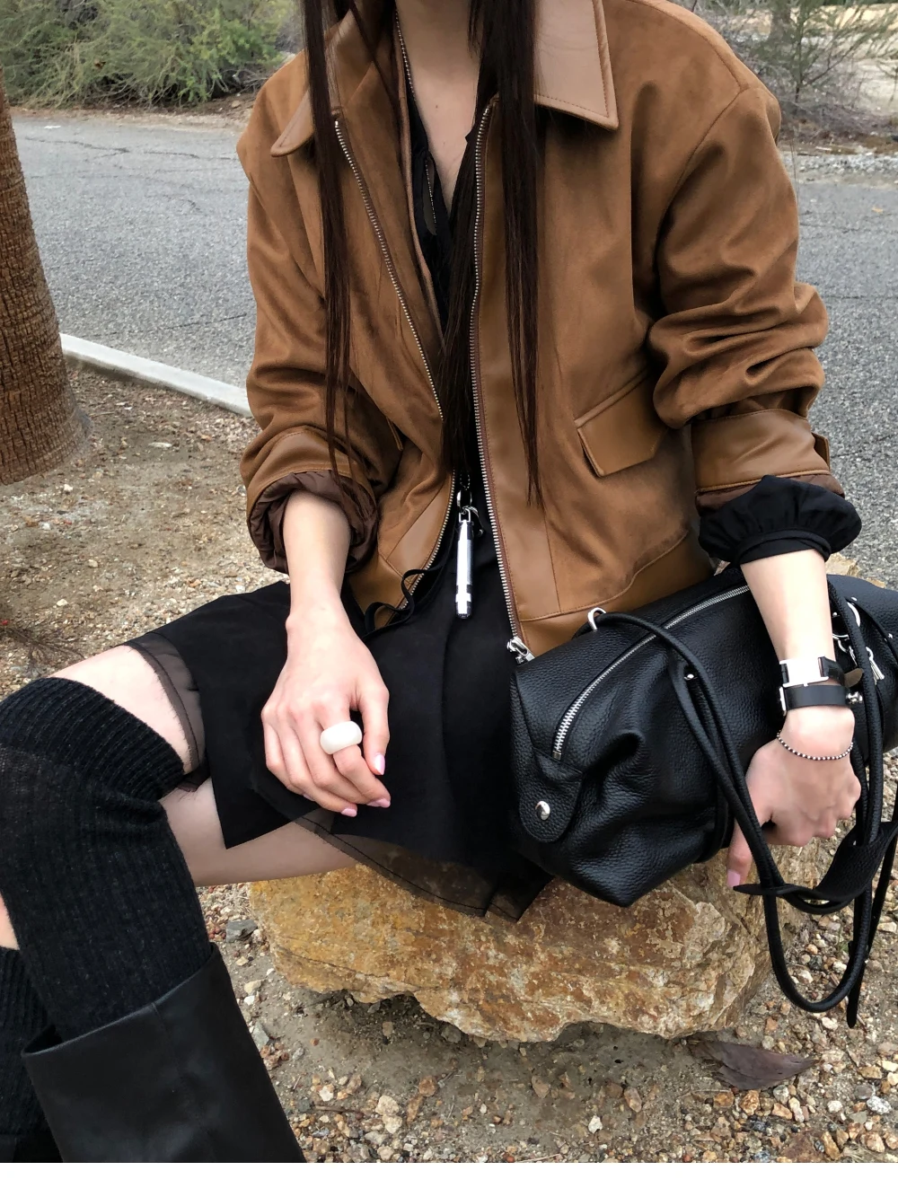 Dongda Gate 2025 Autumn Winter New Sle ort Women's Leather Jaet Suede Velvet Splicing PU High-End Feeling Top