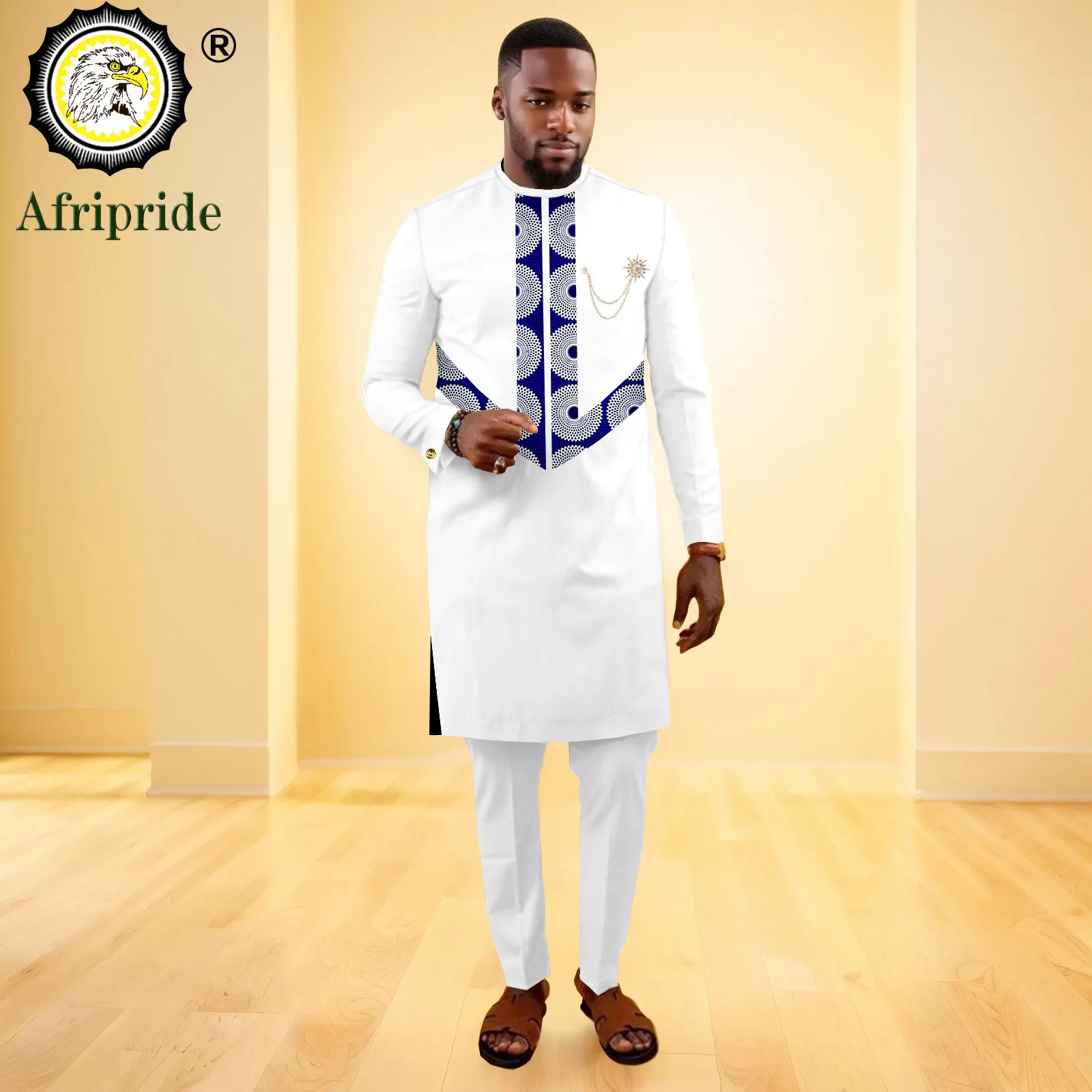 African Clothes for Men O-neck Embroidery Brooch Long Robes and Pants 2 Piece Set Dashiki Tracksuit Print Outfits 2516044