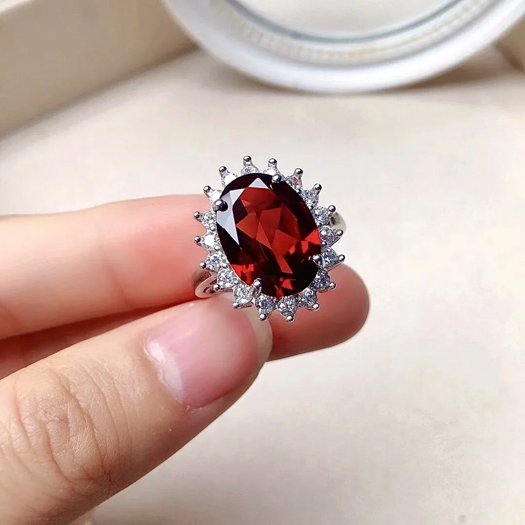 

Classic Wine Red Garnet Ring for Wedding 5ct 10mm*14mm VVS Grade Natural Garnet Silver Ring Brithday Gift for Girlfriend