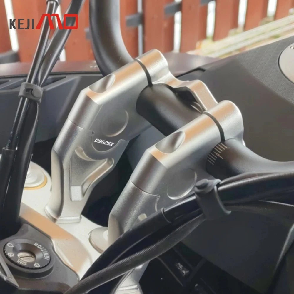 

For VOGE DS525X DS625X DS 525X DS 625X DSX525 DSX625 2026 Motorcycle Handlebar Riser Mount Clamp High Lifter Risers Accessories