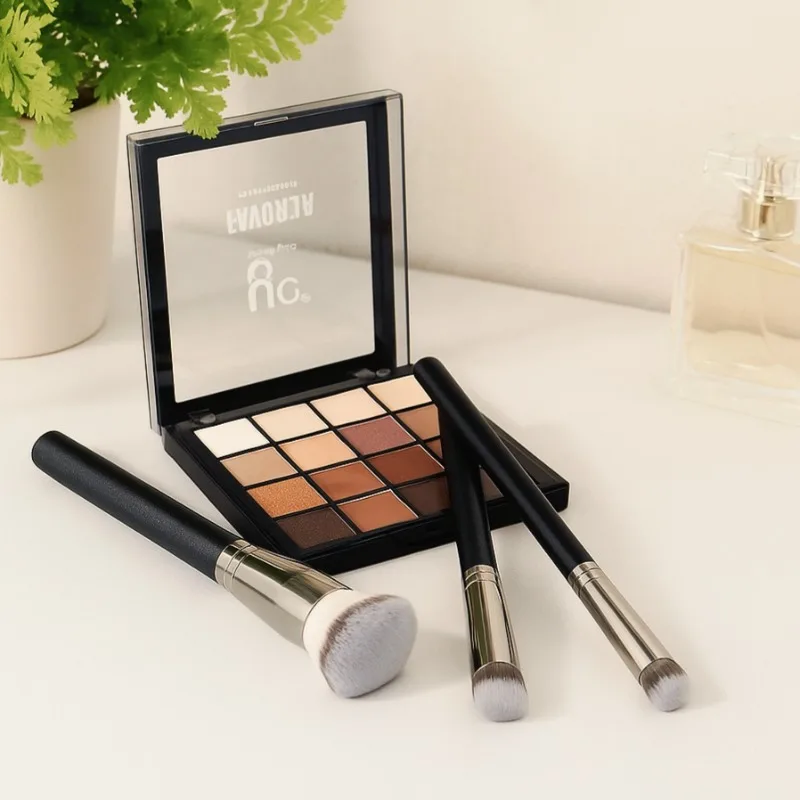 Juego de brochas correctoras de base impecable para mezclar colorete y maquillaje debajo de los ojos con brochas faciales suaves y densas