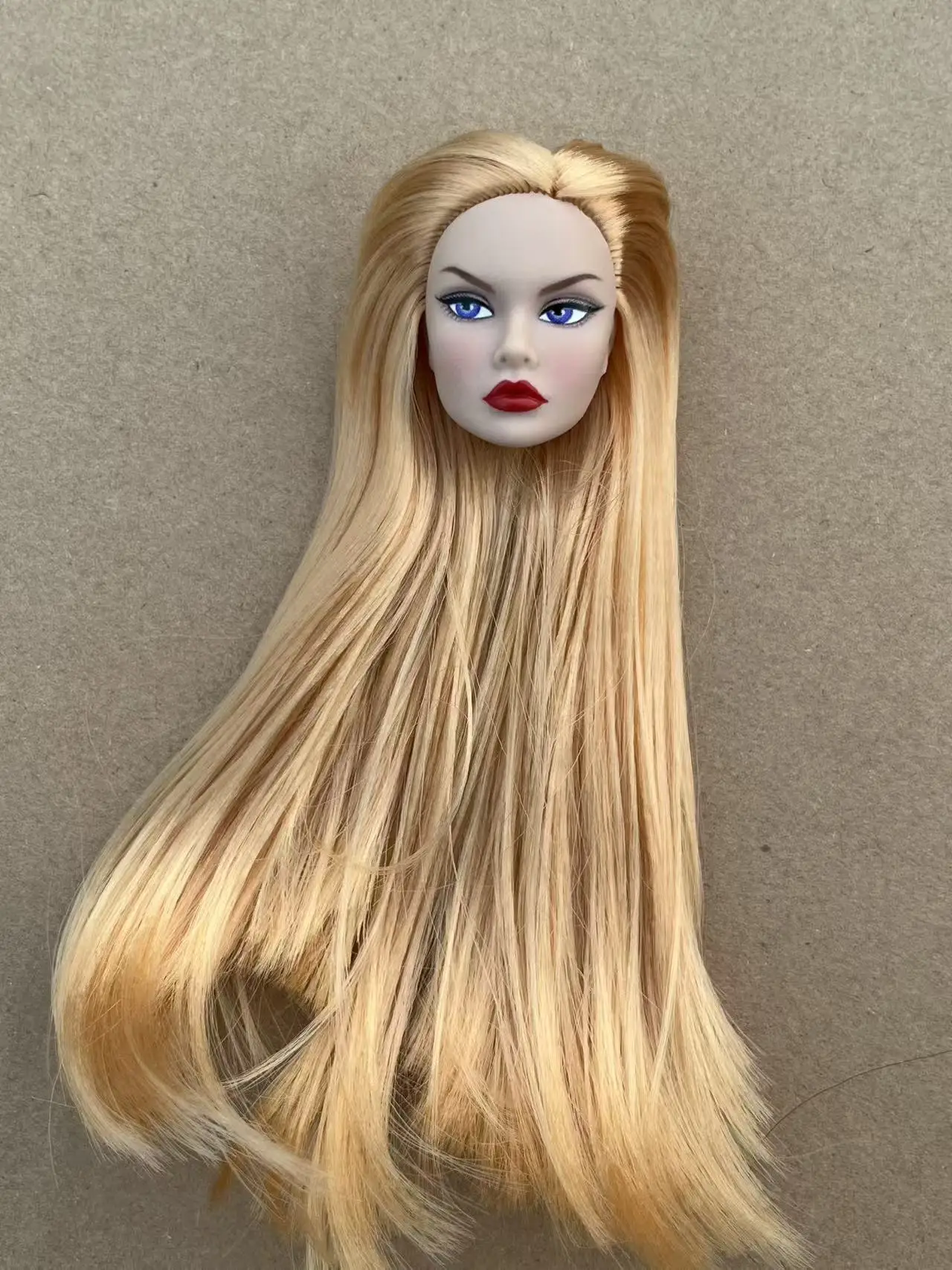 1/6 New Supermodel Doll Head Accessories Normal Skin / Fashion Make-up, Blue Eyes, Red Lips For FR Supermodel Doll Replica Head
