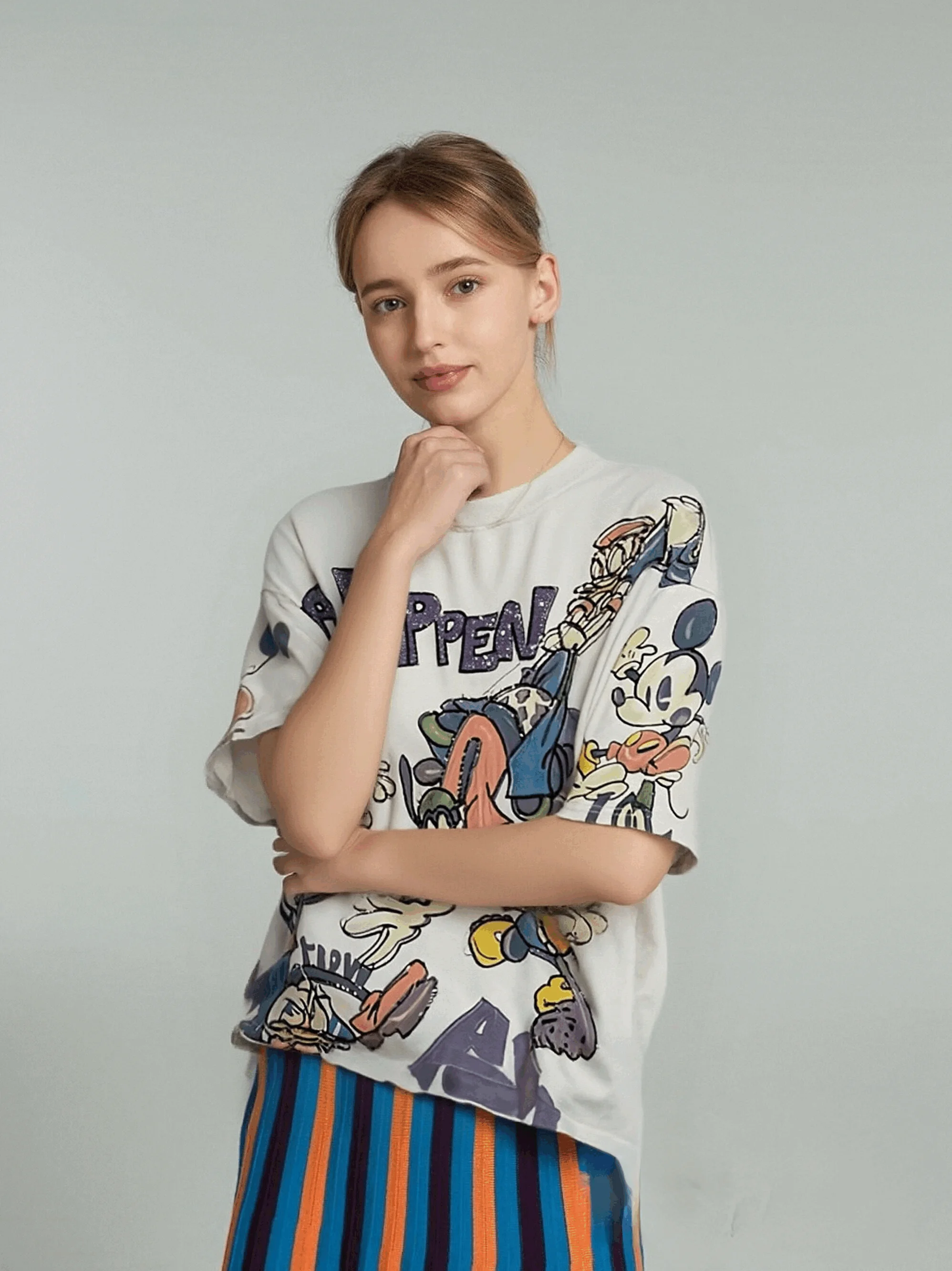 

European and American style loose women's T-shirt short sleeved cartoon printed heavy sequin splicing top