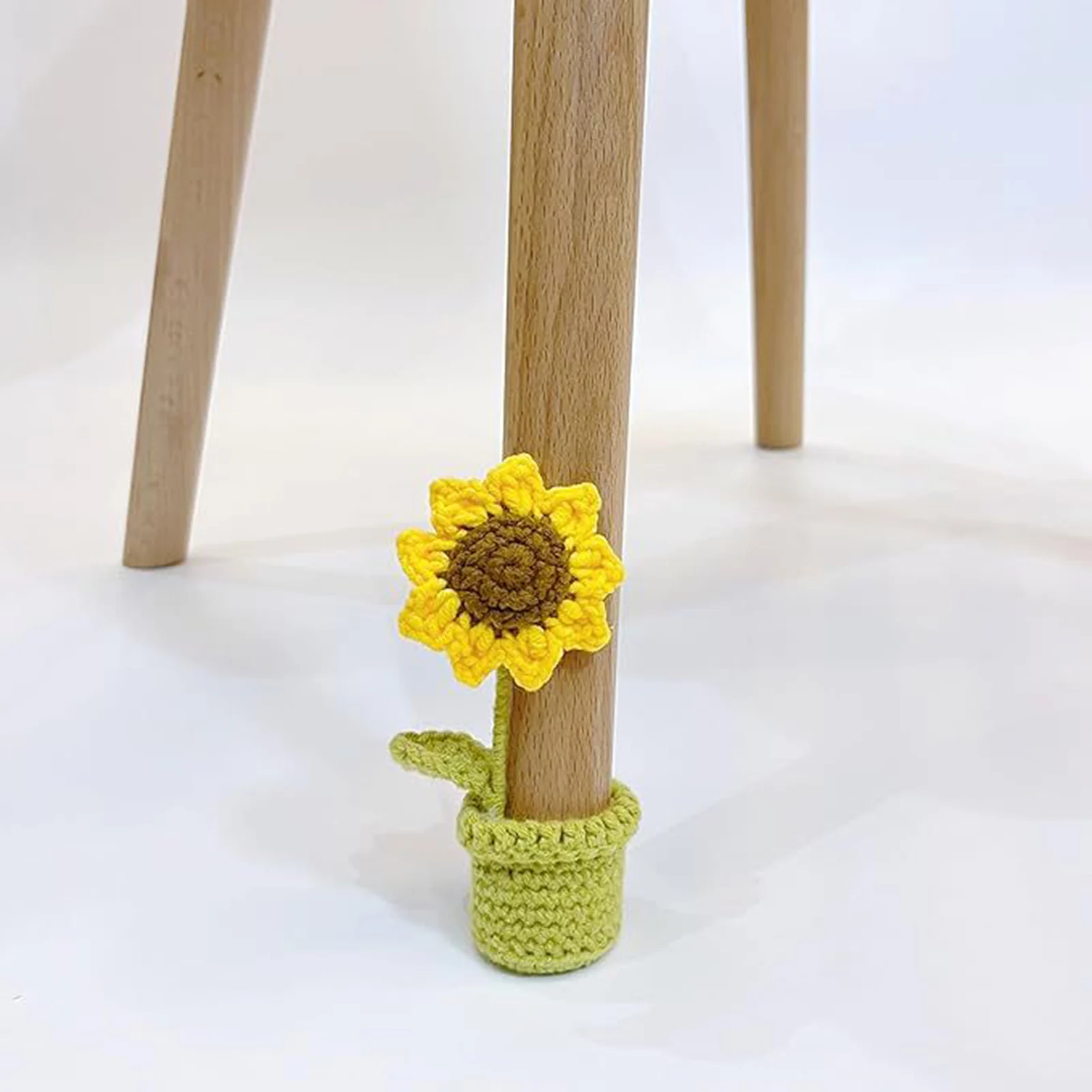 New Hot Sunflower Shape Chair Leg Protectors No Noise No Scratches Yarn Furniture Pads Protect Your Floors from Scratches