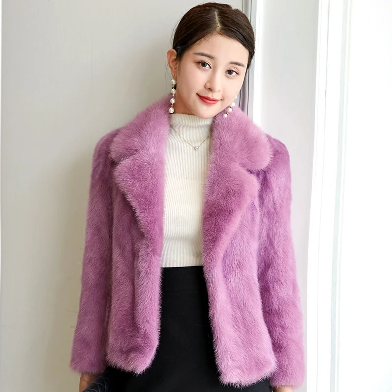 

whole mink fur female The winter mink fur coat female short paragraph color mink authentic Korean version of the new 2023 V-neck