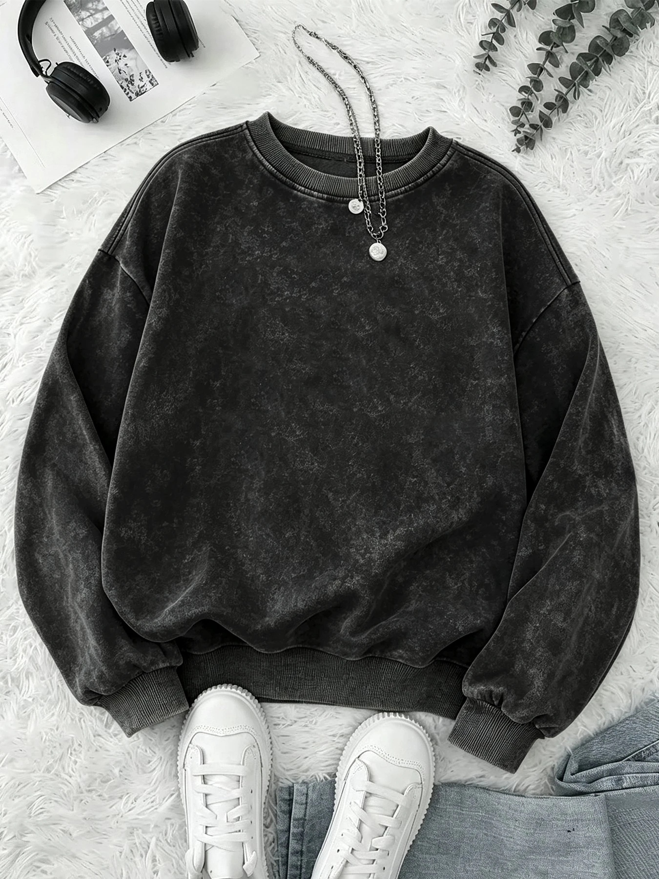 Unisex ACID Washed Vintage  Sports Sweatshirt, Retro Distressed  Sweatshirt