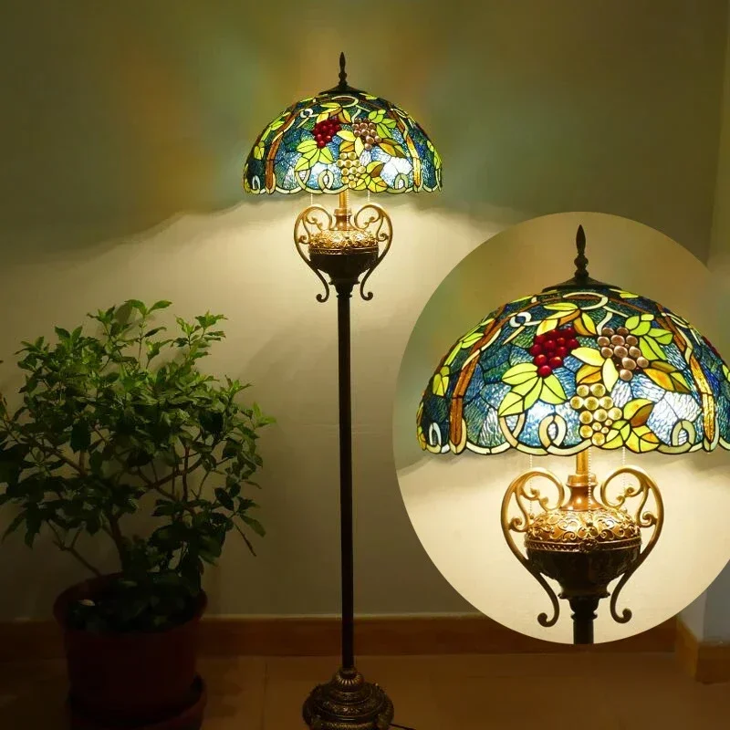 Candeeiro de pé Tiff Americano Retro Sala de estar Quarto Lâmpada País Candeeiro de pé em vitral