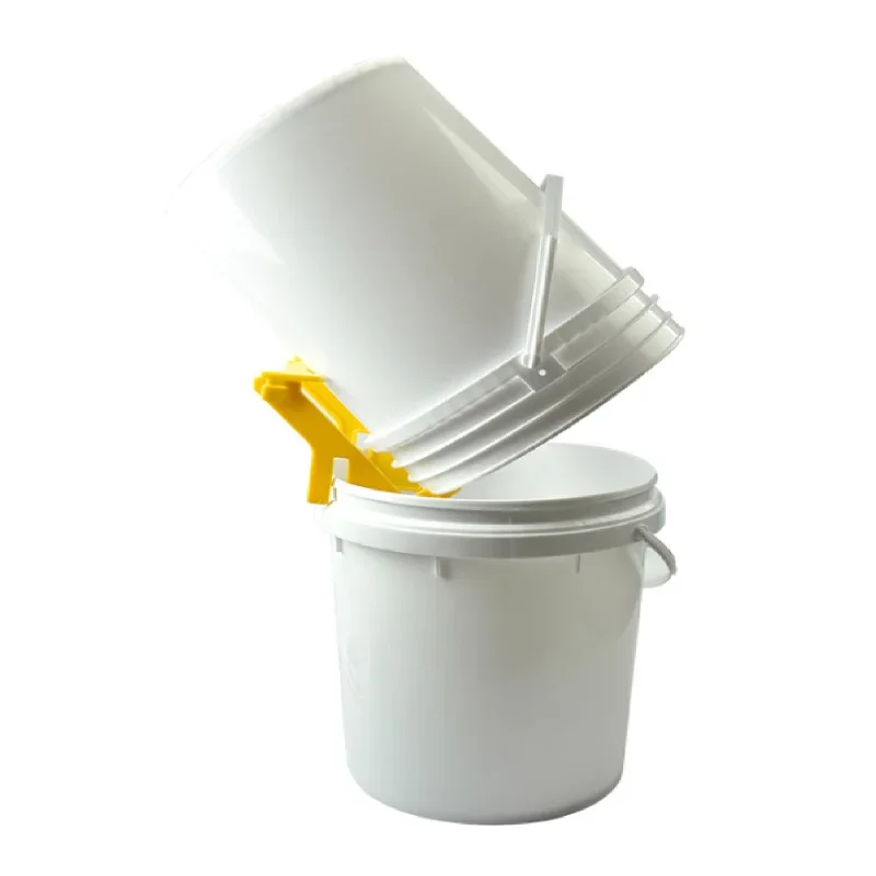 150 Pieces Plastic Honey Bucket Holder Bracket Rack Honey Bucket Frame Grip Lift Beekeeping Equipment Supplies for Bee Shop