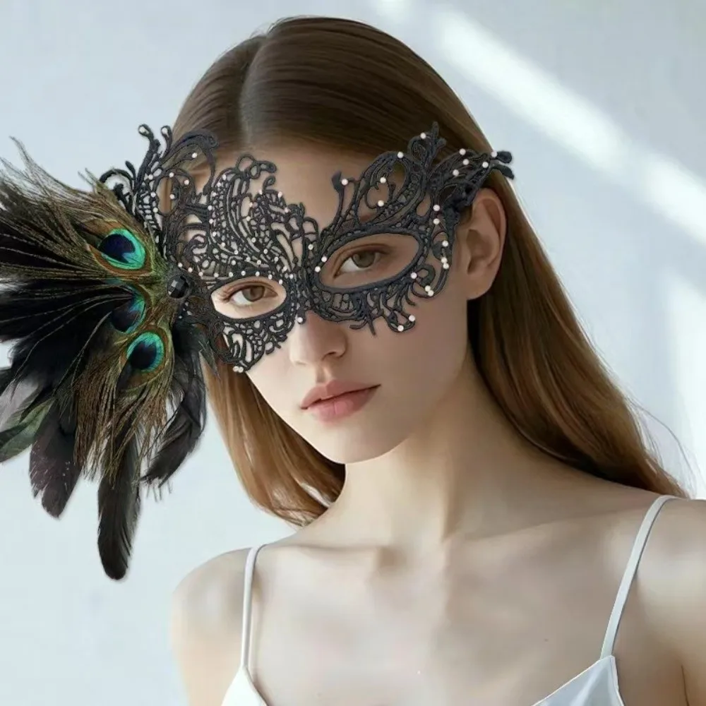 Novelty Rhinestone Half-Face Lace Mask Seductive Style Multicolor Masquerade Mask Masquerade Cosplay Feather Mask Girl