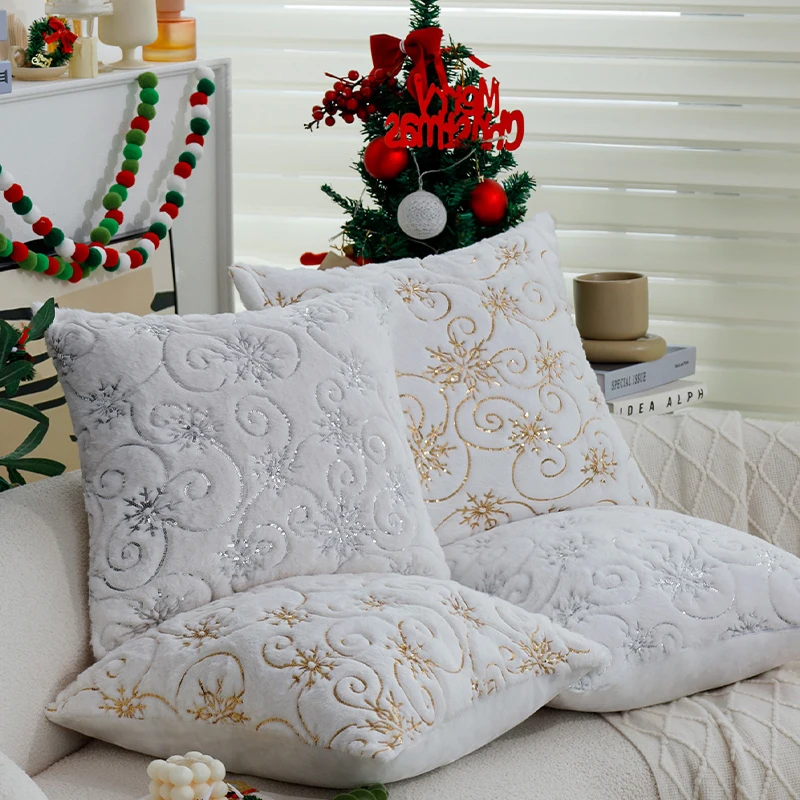 

Gold and Silver 45x45cm Cushion Cover Christmas Snowflake Plush Christmas Supplies Pillowcase for Living Room Sofa Party