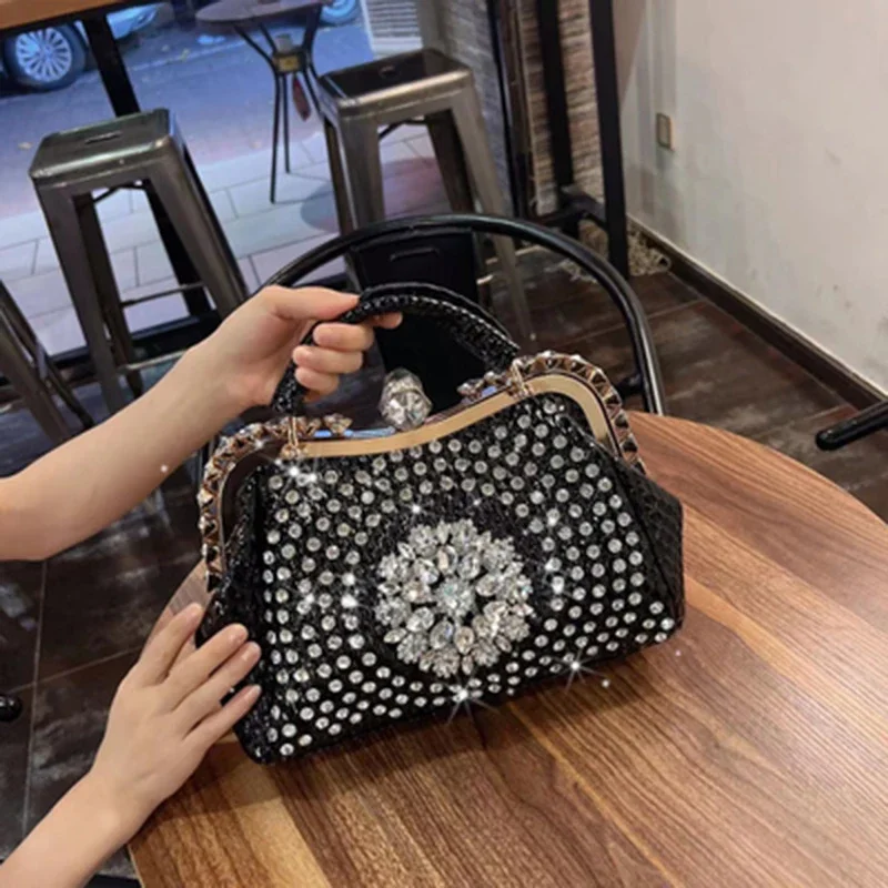 JBTP High-quality Shoulder Bag Women\'s Summer New Explosive Texture Niche Messenger Bag Large-capacity Diamond-encrusted Handbag