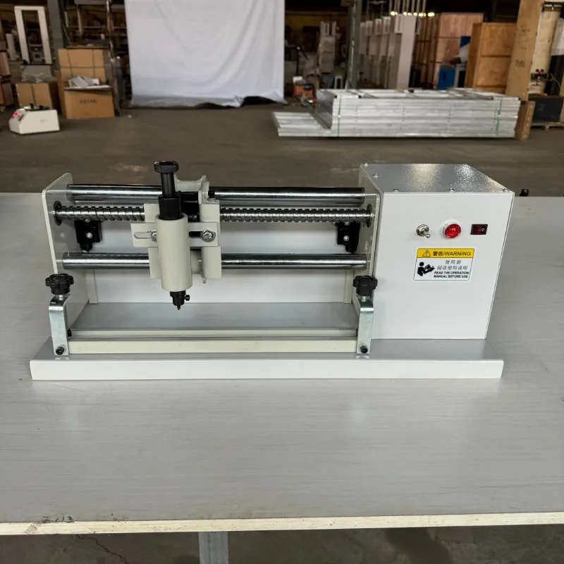 Elektryczny wskaźnik wzmocnienia, ręczny wskaźnik do oznaczania prętów zbrojeniowych, przemysłowe urządzenie do oznaczania prętów zbrojeniowych.