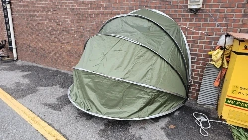 CZX-534 خيمة تخزين الدراجات شديدة التحمل مكونة من غرفتين - غطاء دراجة نارية مقاوم للماء لتوفير المساحة، 4 دراجات أو خيمة دراجة نارية