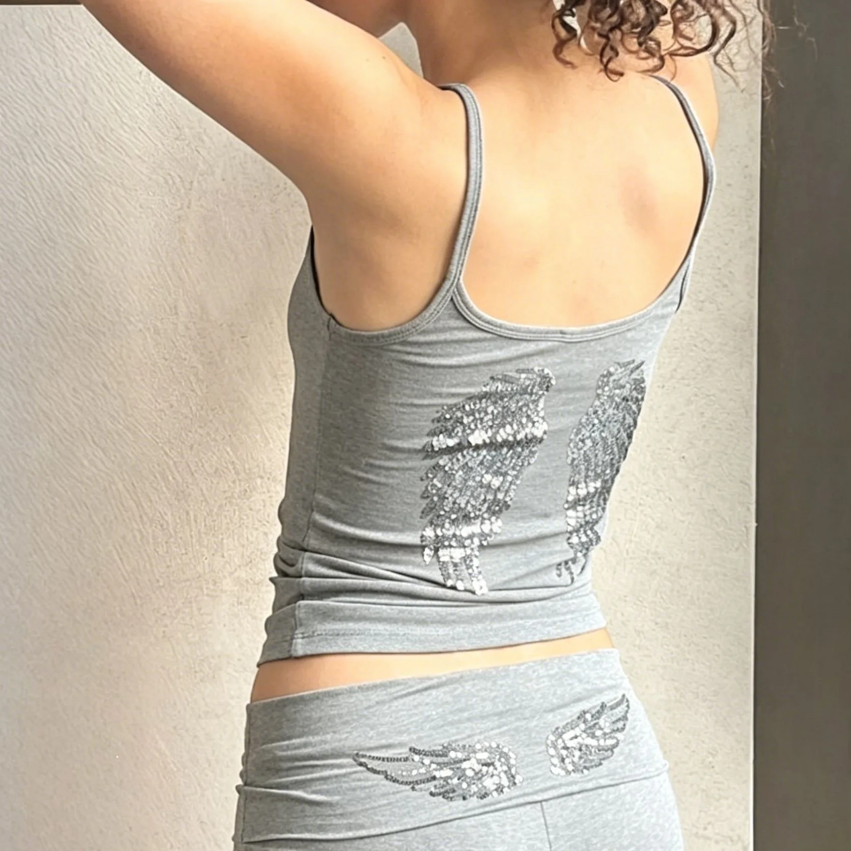American Sweet and Casual Slim Fit Versatile Suspender Top Summer Y2K Trendy sexy Spicy Girls Style Sequin Design Suspender Top