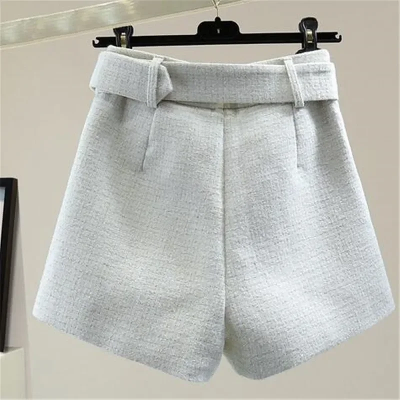 New High Waist Tweed Shorts Women Casual Loose Ladies Fashion Spring Autumn Slim Button Shorts All-match