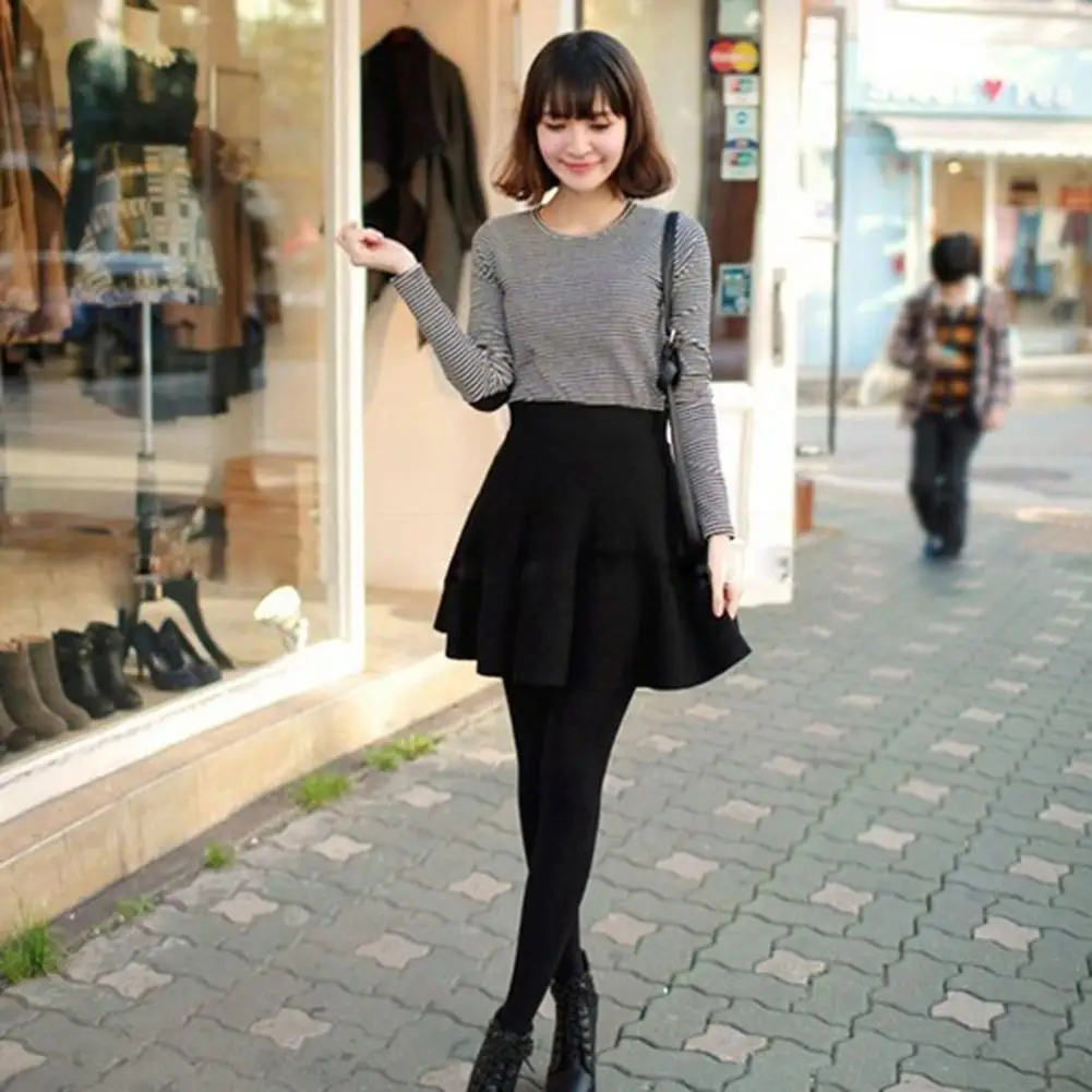 Attractive Short Skirt High-Waist Workwear Loose Hem Women Trendy Short Skater Skirt