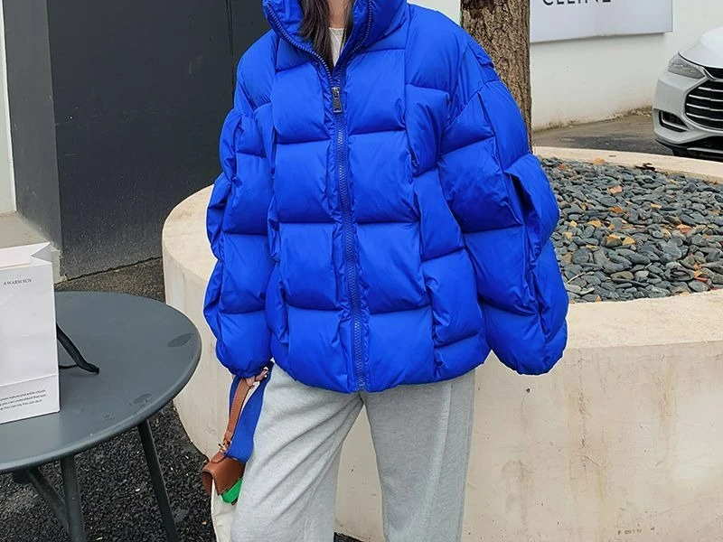 2025 شتاء جديد ثلاثي الأبعاد محبوك أسفل سترة قطن مربع العصرية الدافئة سميكة المرأة معطف القطن #2