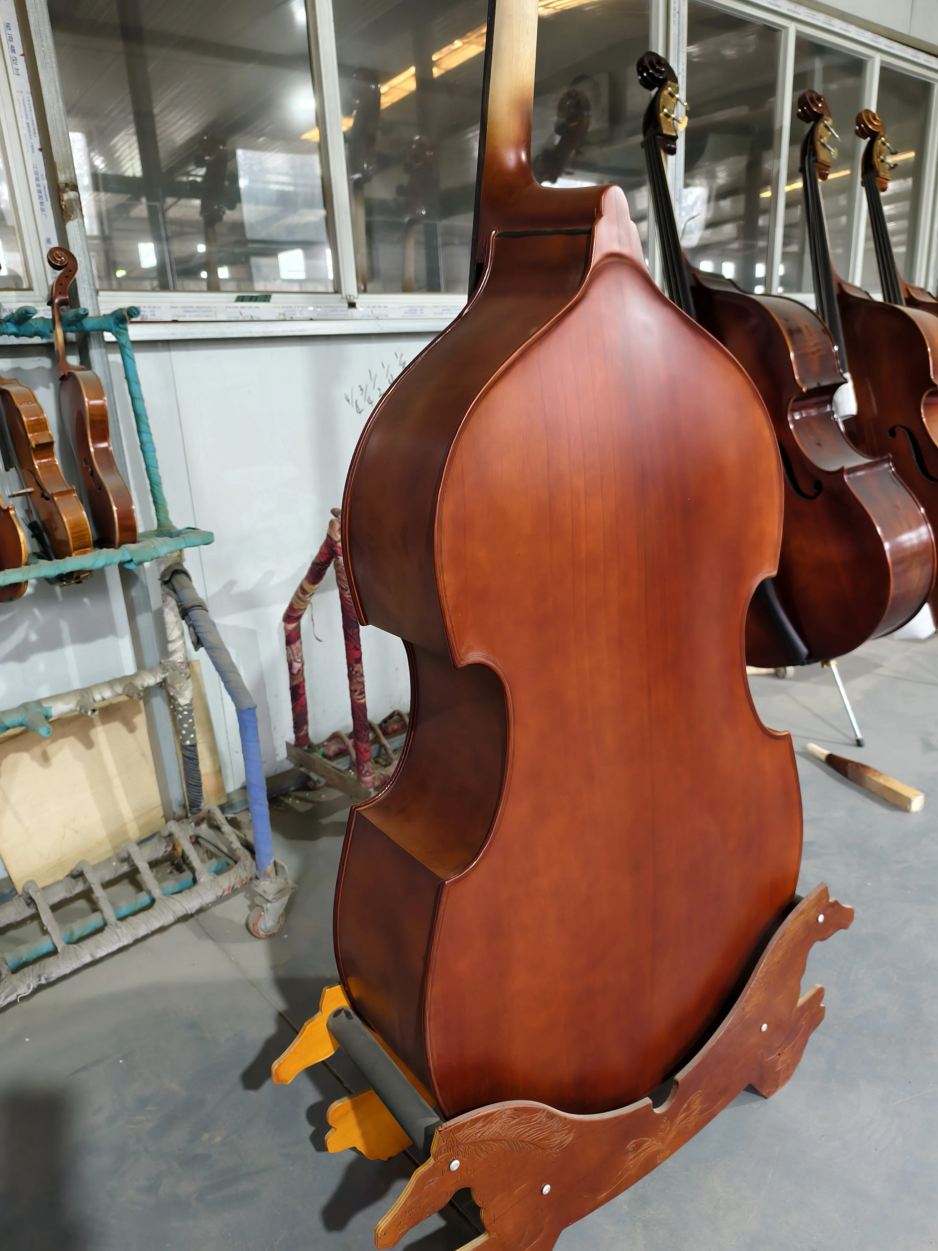 Factory produces 3/4 size solid wood bass with beautiful quality and manual bass with all accessories