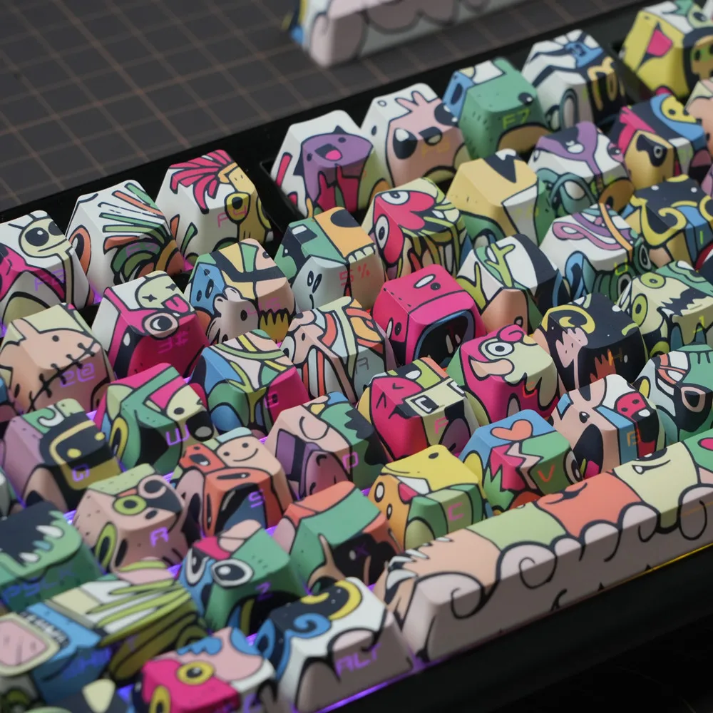 Doodle Keycap 134 Keys OEM Profile PBT DYE Sublimation Side Carves Translucent Keycaps For Mechanical Keyboard