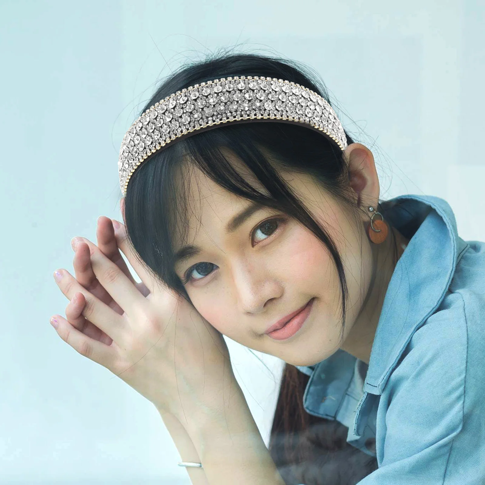 

Glitter Rhinestone Headband Non-Slip Sparkly Hairband Women Diamond Bridal Party Elegant Hairpiece for Daily Wear
