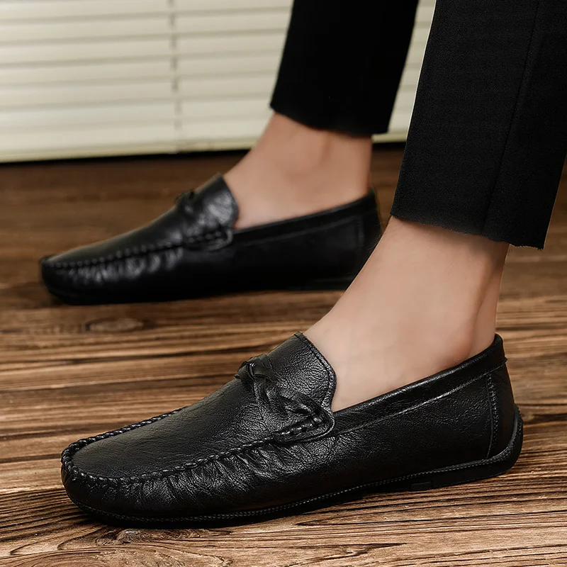 Vintage Loafers Men Flats Large Size 47 Mens Casual Shoes Lightweight Slip-On Soft Leather Mens Driving Shoes Man Moccasins 2025