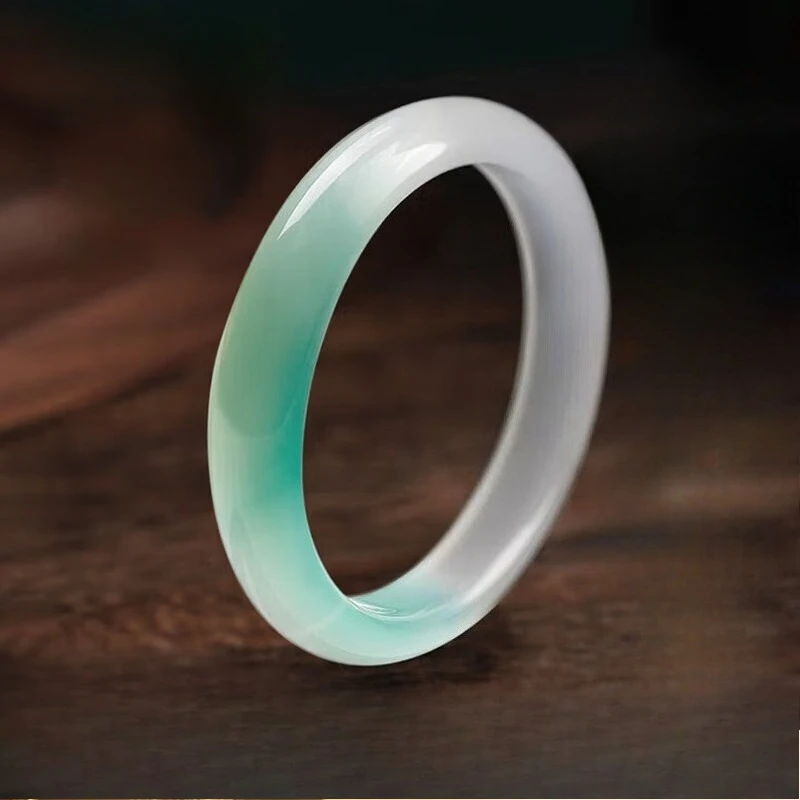 

White Moonlight Jade Bracelet Female Ice Type, Suitable for Daily Wear and Wearing Bracelet