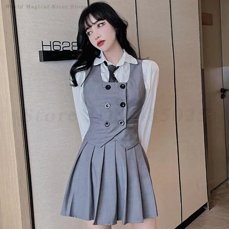 

Japanese JK Uniform Student College Style School Clothes New Long Sleeved Shirt Vest Tie Pleated Skirt Four Piece Set Streetwear