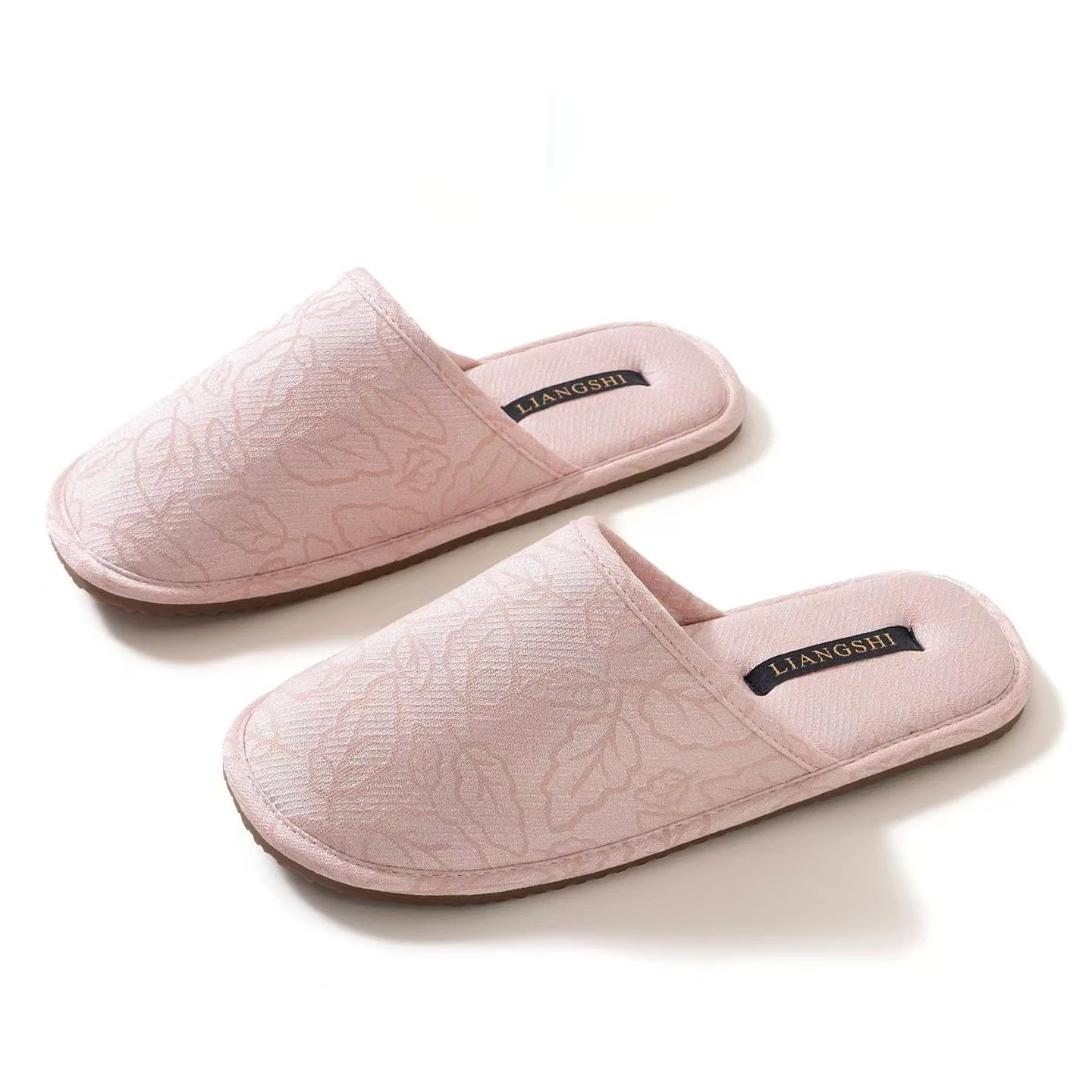 

Женские четырехсезонные новые шелковые тапочки Baotou на резиновой подошве, нескользящие простые дышащие домашние тапочки высокого качества в китайском стиле