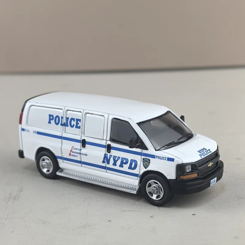다이캐스트 1:64 스케일 쉐보레 NYPD 밴 페인트 경찰 자동차 합금 자동차 모델 소장 장난감 선물 기념품 디스플레이 장식품
