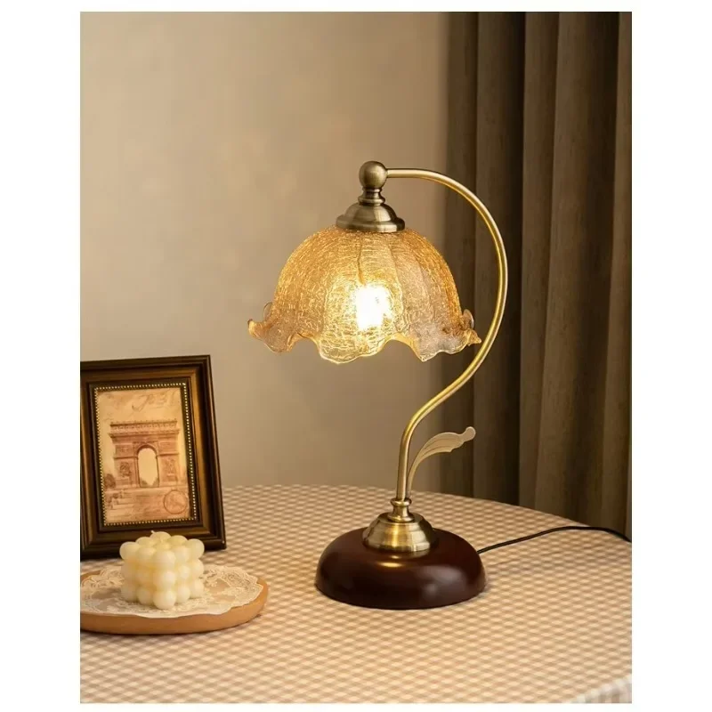 تصميم مصباح طاولة غرفة النوم زخرفة زجاجية عتيقة مصباح طاولة غرفة المعيشة الرومانسي الأوروبي القديم #1