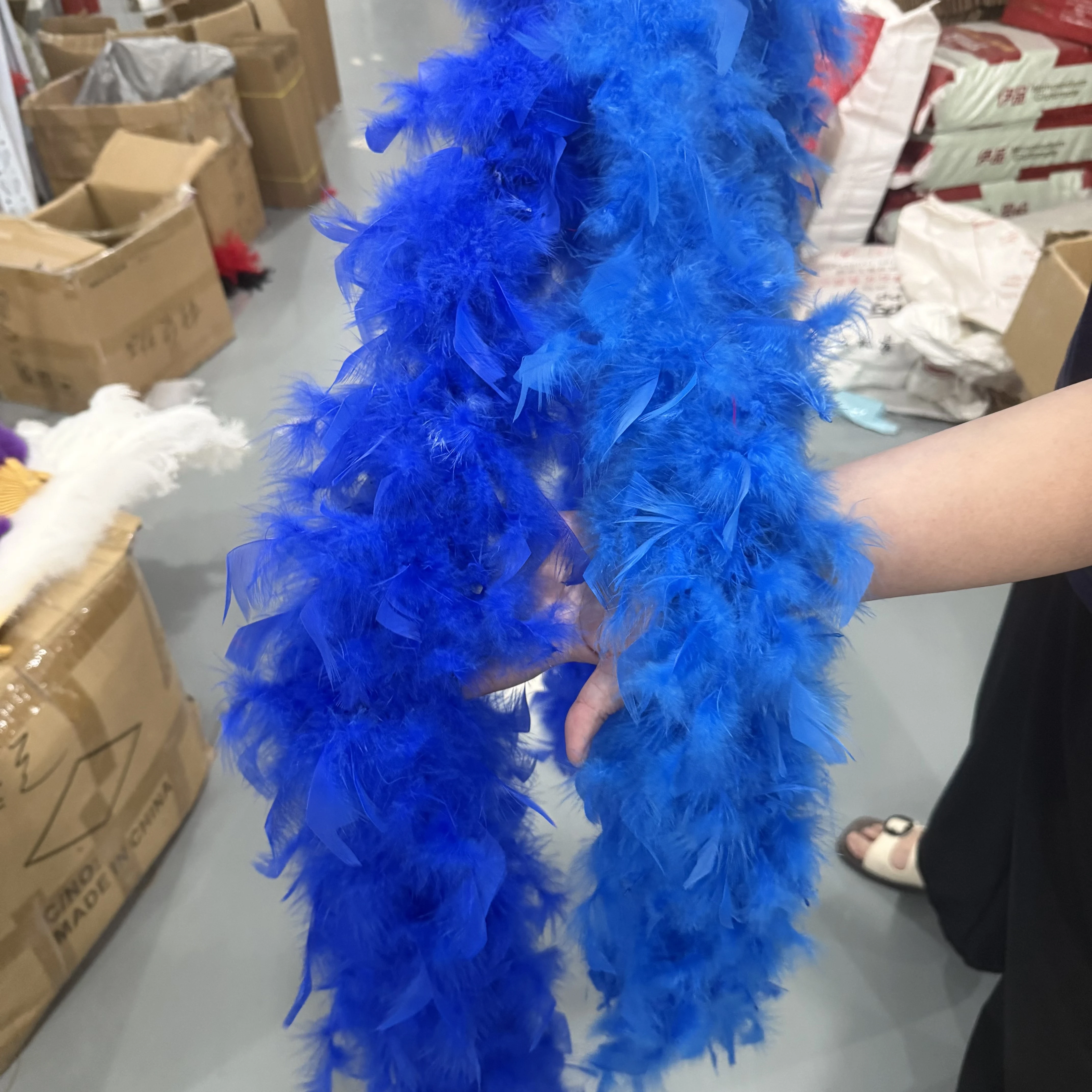 90Gram Turkey Feathers Boa 2Yard Soft Fluffy Feather Scarf for Women Evening Dress Costume Party Cosplay Photo Prop DIY Decor