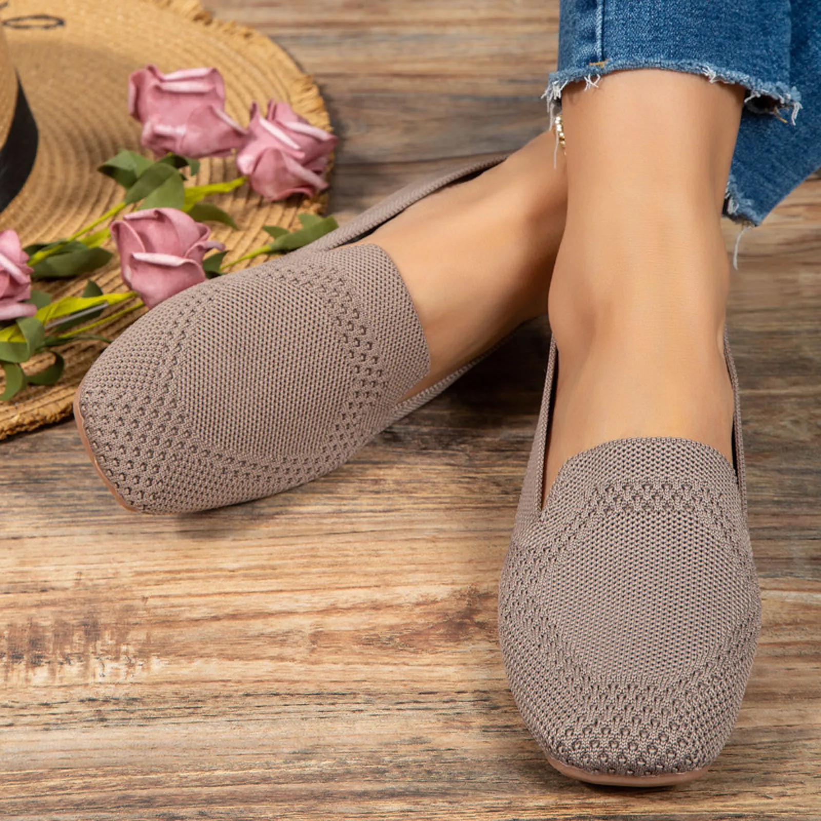 Ladies Solid Color Shallow Shoes Solid Breathable Mesh Knitted Flat Comfortable Casual Shoes Slip On Non Slip Daily Flat Shoes