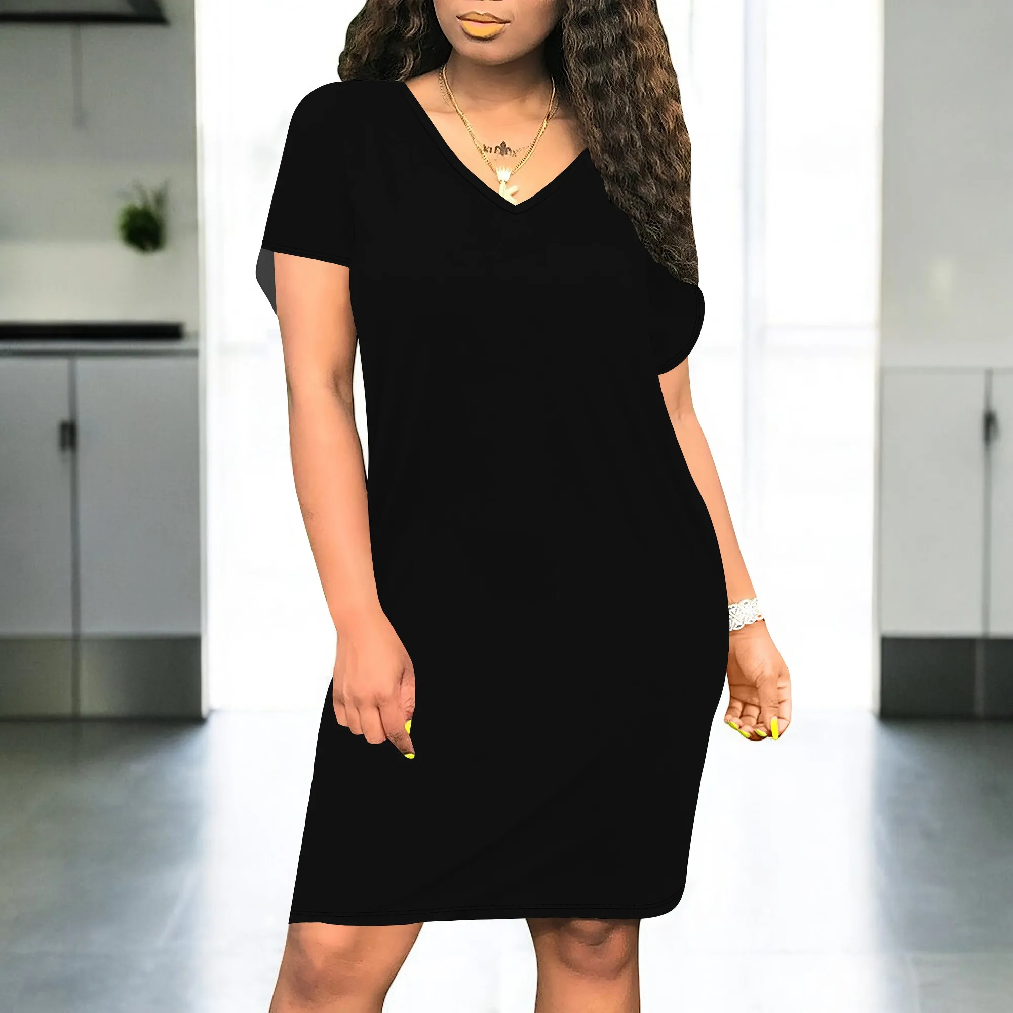 Damskie letnie sukienki T-shirt 2025 wiosenne z krótkim rękawem, dekolt w serek, luźne, codzienne, krótkie sukienki wakacyjne, piżamy z kieszeniami.
