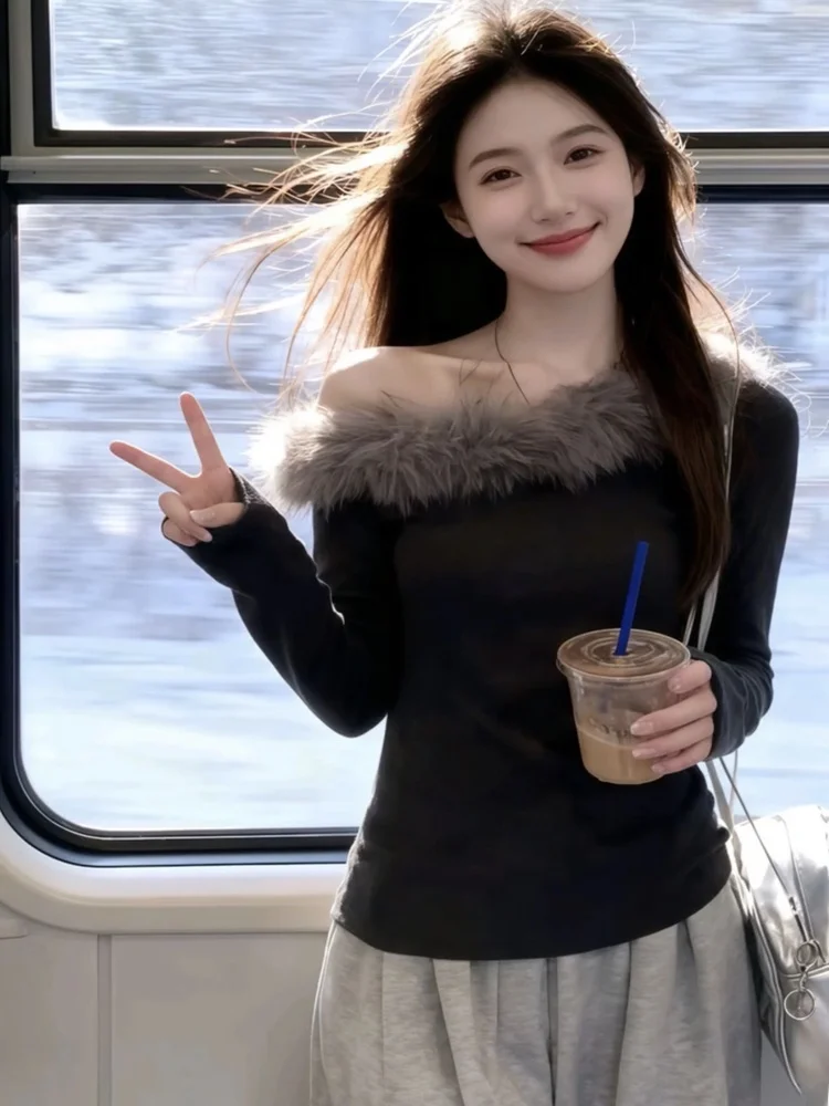 Camiseta Feminina de Outono/Inverno com Gola de Pele Inclinada e Design Americano Estilo Spicy Girl - Pure Desire