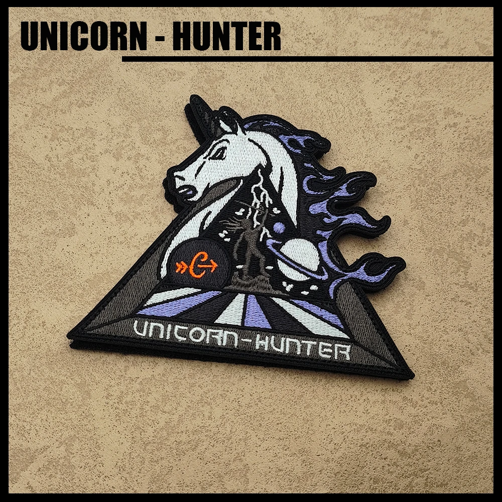 Vivid Embroidery Unicorn Hunter Fabric Tactical Purple Knight Unicorn Animal Patch For Army Jacket Shoulder DIY Sew-on Package