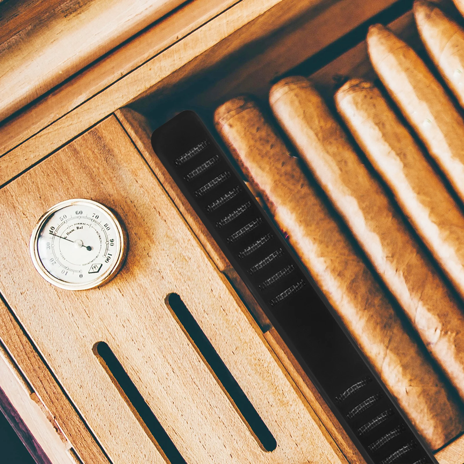 

Cigar Humidifier Reusable Moisture Retention Sheet Black ABS Sponge Humidify Bar for Cigar Cases Various Sizes Accessories