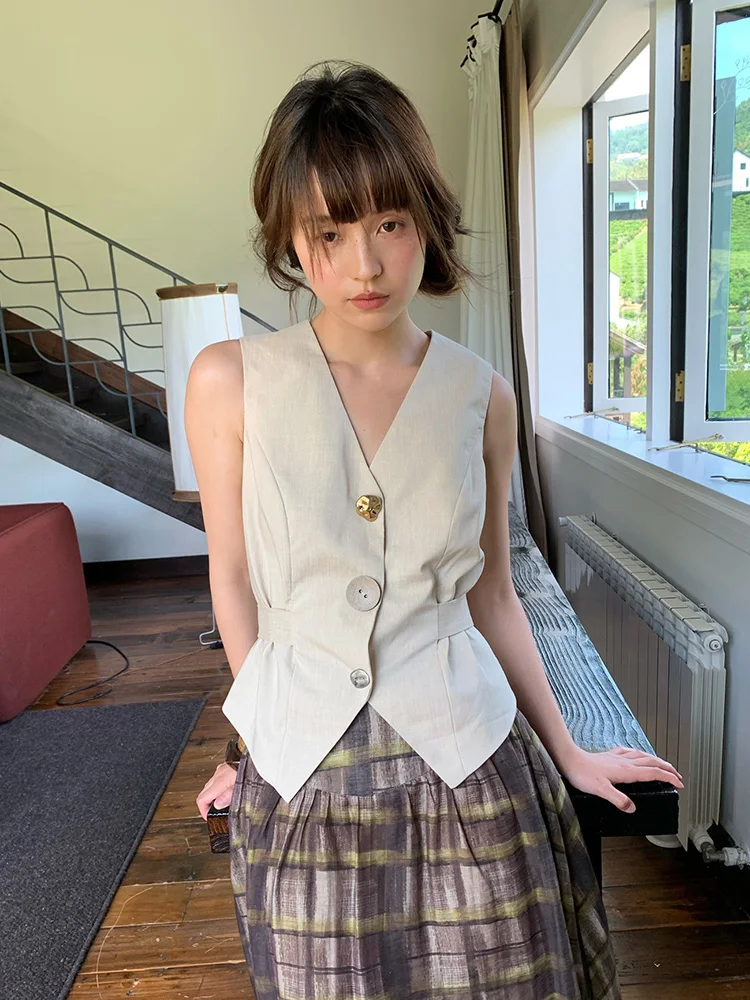 Fashion Street 2025 Summer New Chinese Style Sleeveless Vest Women Tie Waist button design high quality Casual Vest Top
