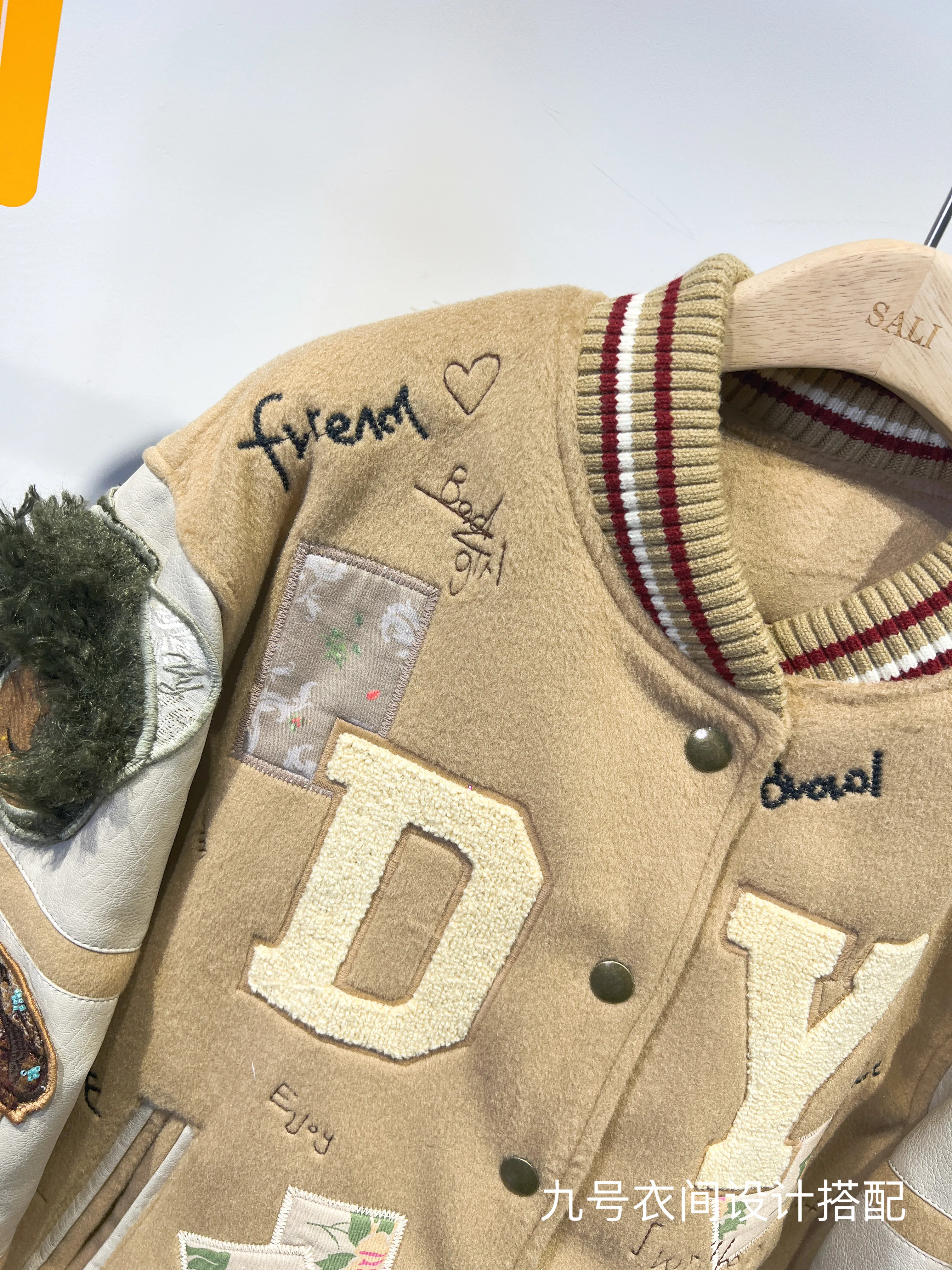 Fashion Heavy Embroidery Baseball Jacket for Women 2025 Winter New Retro Padded Jacket Top Trendy Cartoon Jacket Women