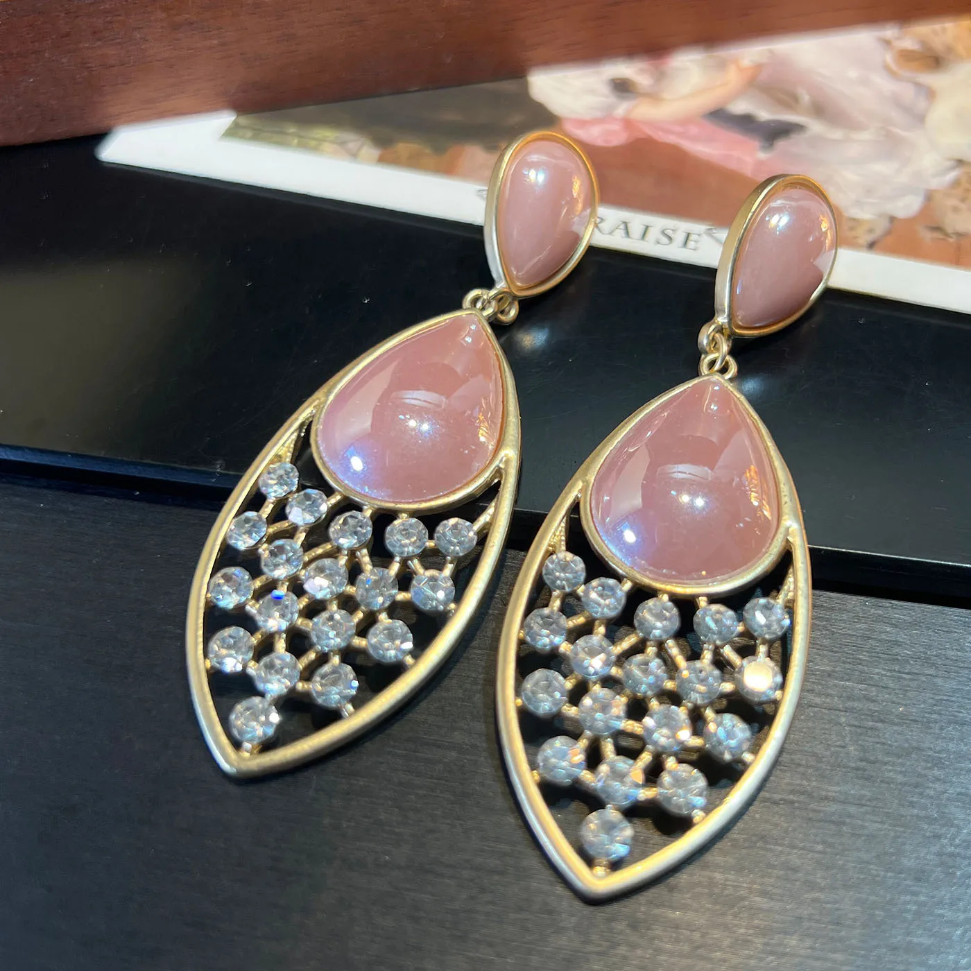 

European & American Bold Statement Shoulder-Grazing Earrings - Pink-Toned, Sweet, Fashionable & Elegant S925 Sterling Silver Stu