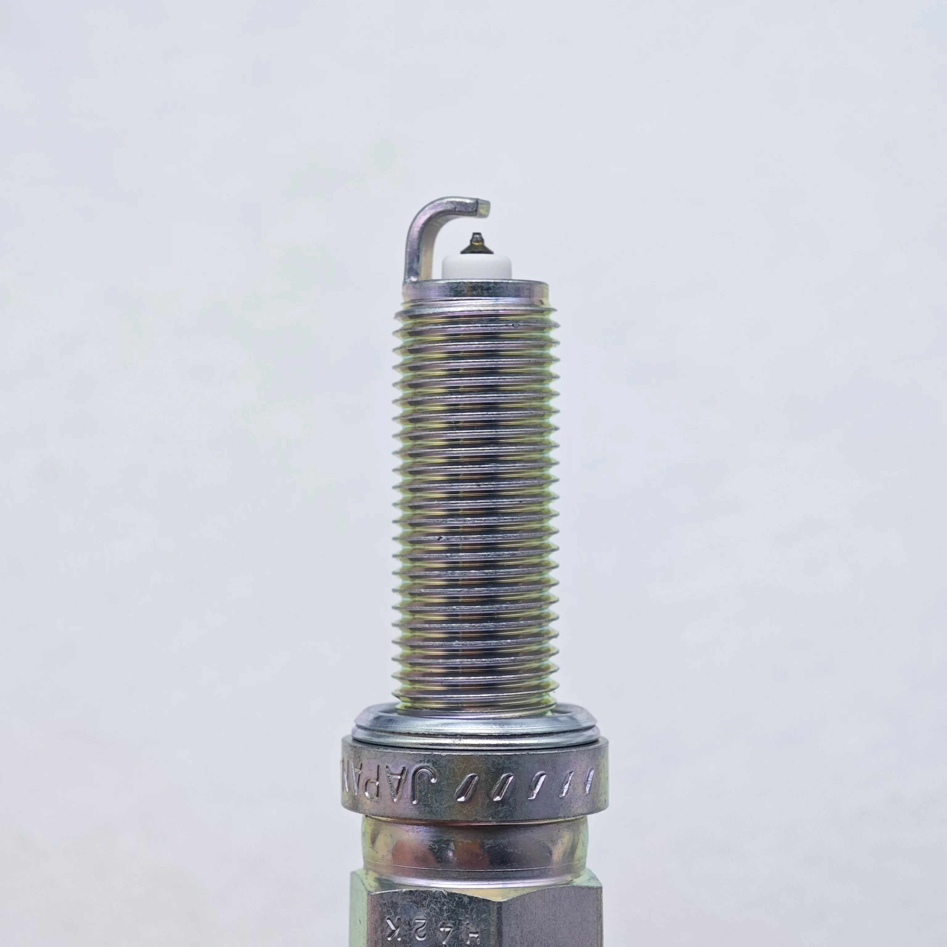 1pcs Original Iridium Platinum NGK Spark Plug LMAR8BI-9 91909 Suitable For DY300T-A VRF VRC VRS125 etc