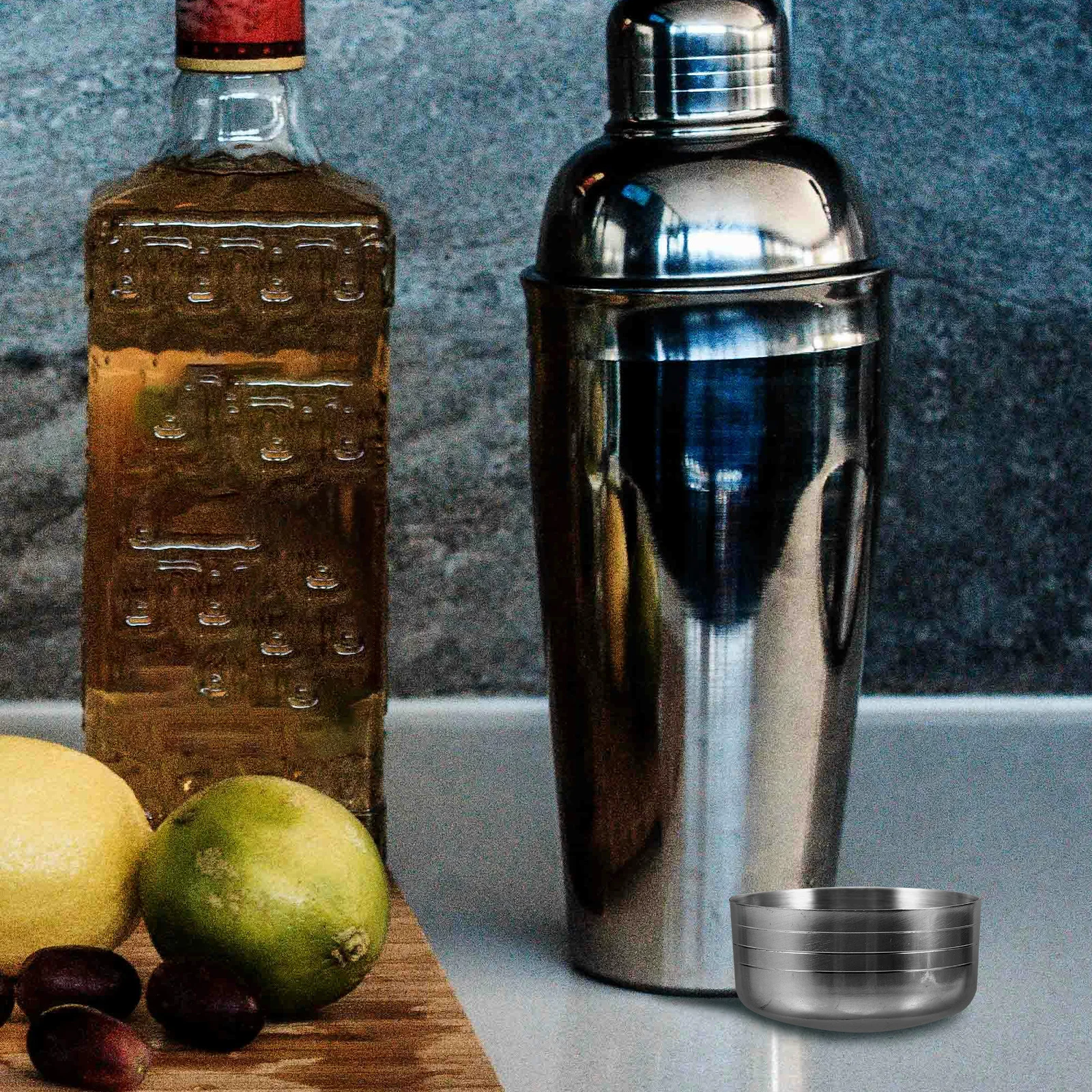 

Heavy Duty Stainless Steel Cocktail Shaker Lid Spill Proof for Juice Lemon Tea Cup Reusable Bar Equipment Cover