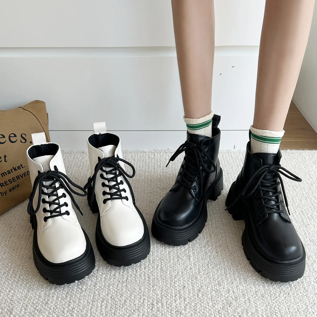 

2023 New Mid-tube Boots Women's Autumn And Winter Fashion Lace-up Botas Mujer Boots Sports Platform High-heeled Women's Shoes