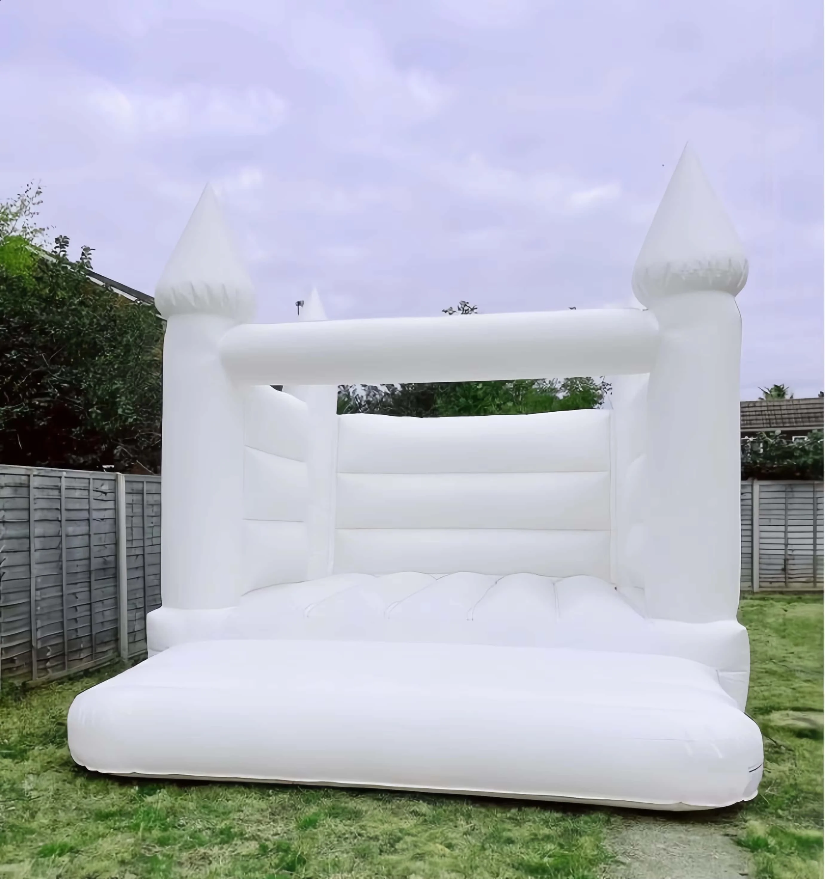 Castillo de casa de rebote blanco para niños y adultos, bóveda inflable 4*4*3m, castillo inflable inflable con soplador de aire