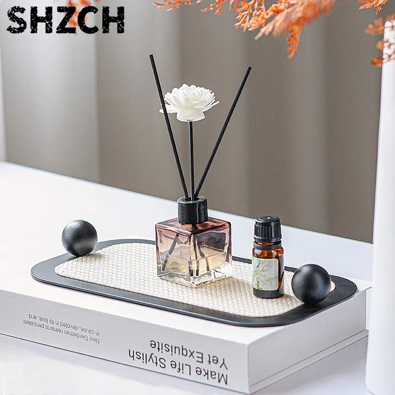 Minimalist Leather Tray for Living Room Jewelry Dish Aromatherapy Home Decor