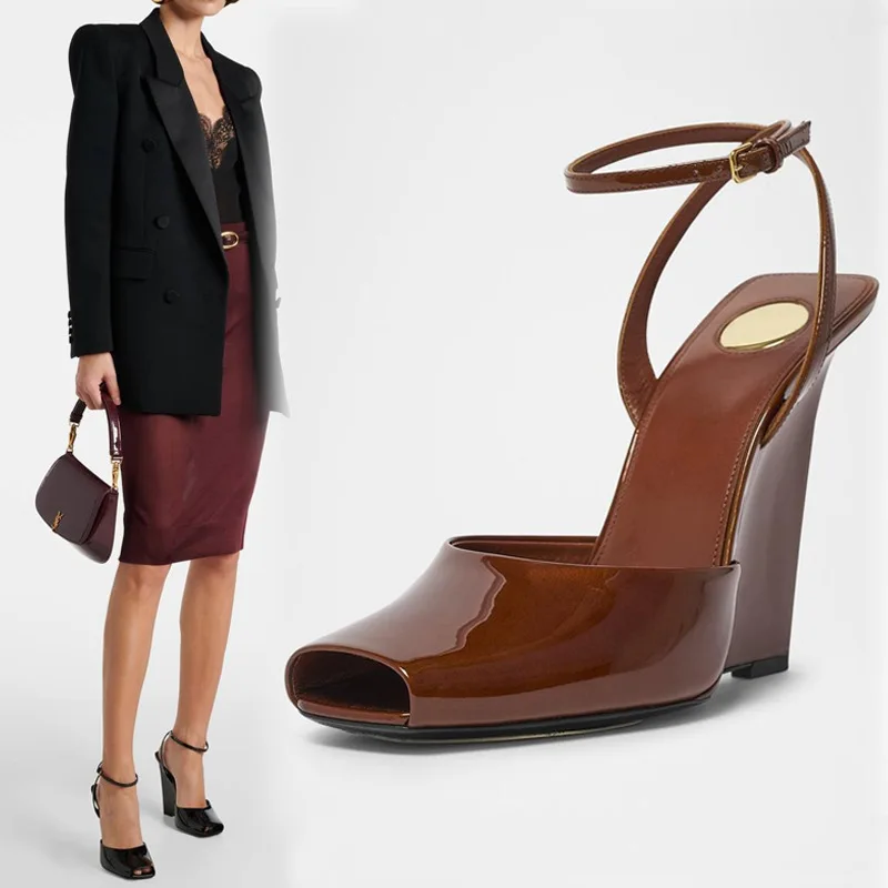 

Square Open-Toe Strappy Patent Leather Wedge Sandals Plus-Size Catwalk High Heels Outdoor Wear Soft Comfortable Women Shoes