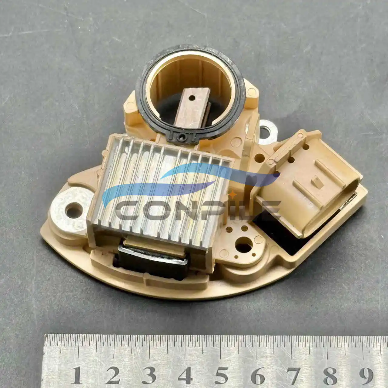 

1pc for INFINITI Cedric TEANA 2.0 2.5 FUGA 3.5 SUNNY TIIDA Venucia Generator regulator