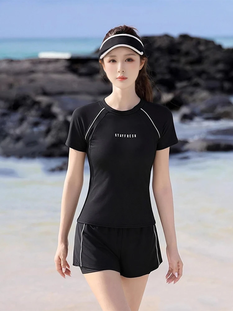 Summer 2026 Large Size Ladies Sports Swimsuit Two-Piece Set Short Sleeve Conservative Design for Hot Springs Female Students