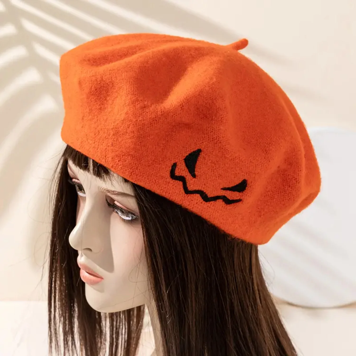 Halloween Pumpkin Embroidery Beret - Stylish and Spooky Accessory for Fall festivities